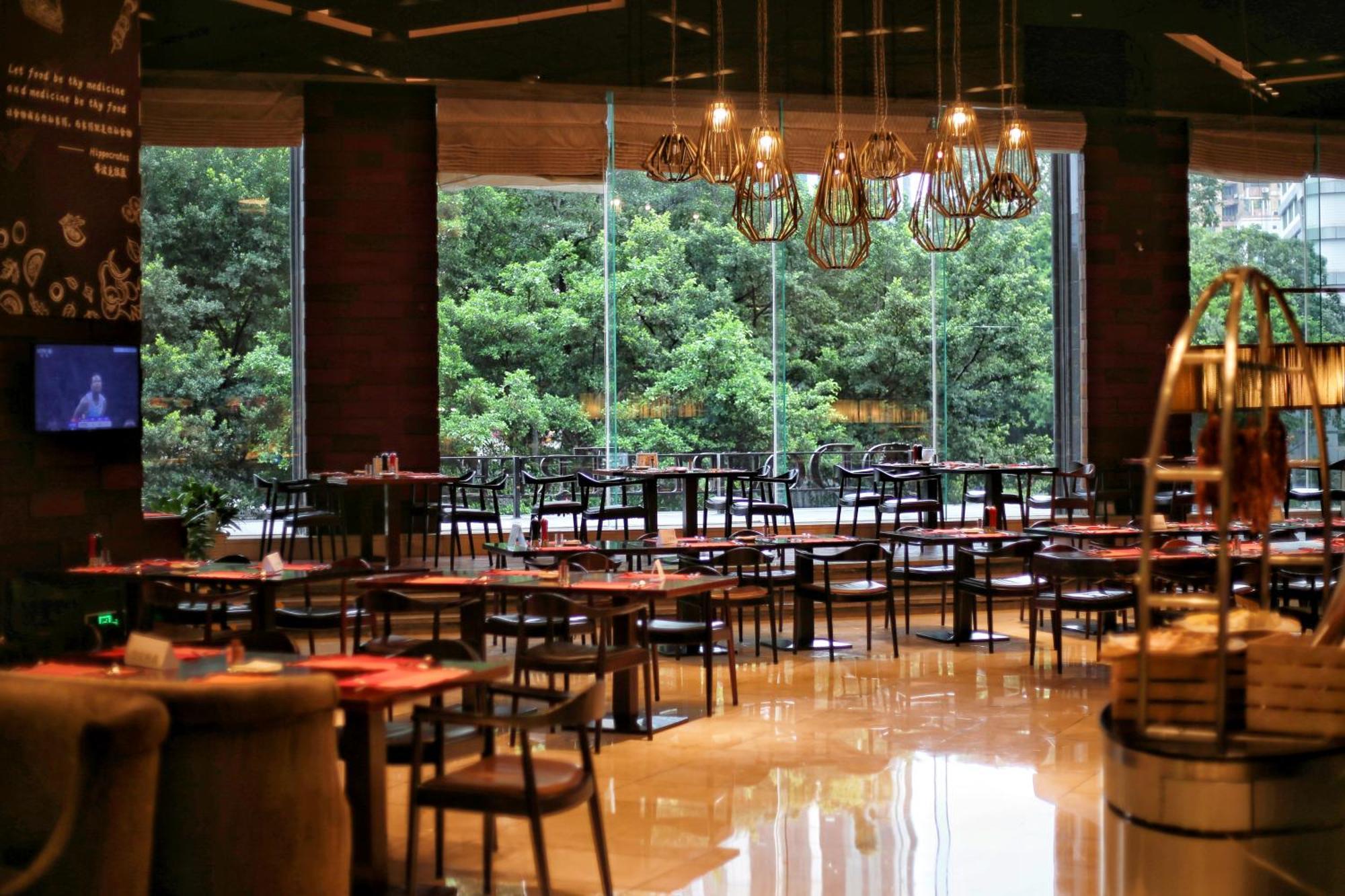 Doubletree By Hilton Guangzhou-Free Shuttle Bus To Canton Fair Complex & Overseas Buyer Registration Services During Canton Fair Period Esterno foto