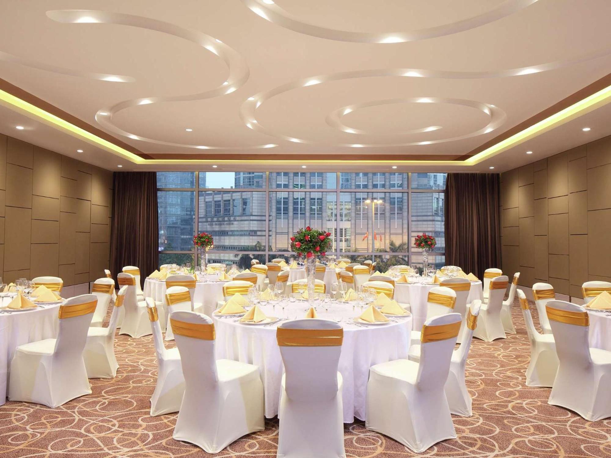Doubletree By Hilton Guangzhou-Free Shuttle Bus To Canton Fair Complex & Overseas Buyer Registration Services During Canton Fair Period Esterno foto