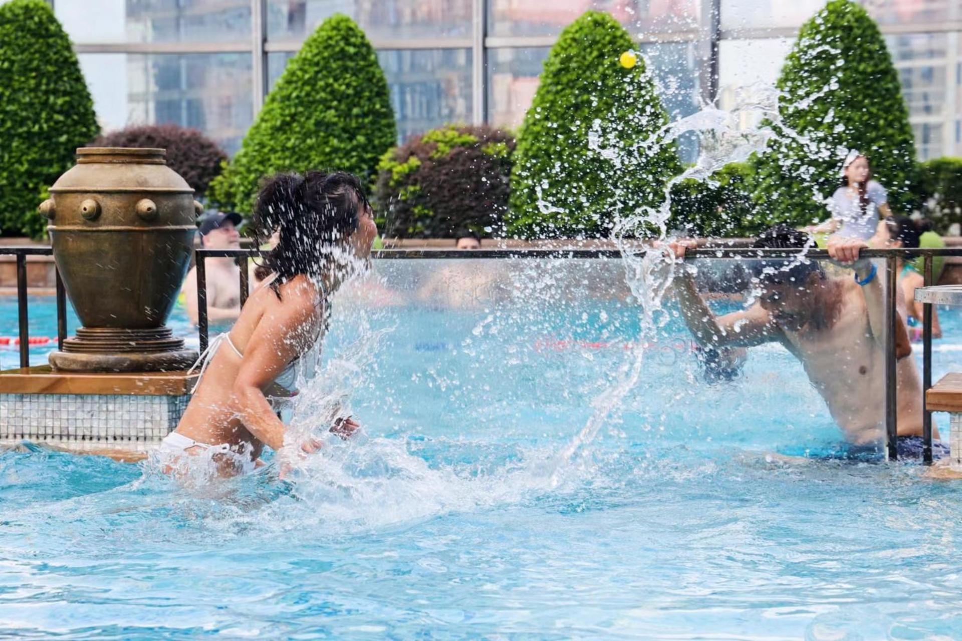 Doubletree By Hilton Guangzhou-Free Shuttle Bus To Canton Fair Complex & Overseas Buyer Registration Services During Canton Fair Period Esterno foto