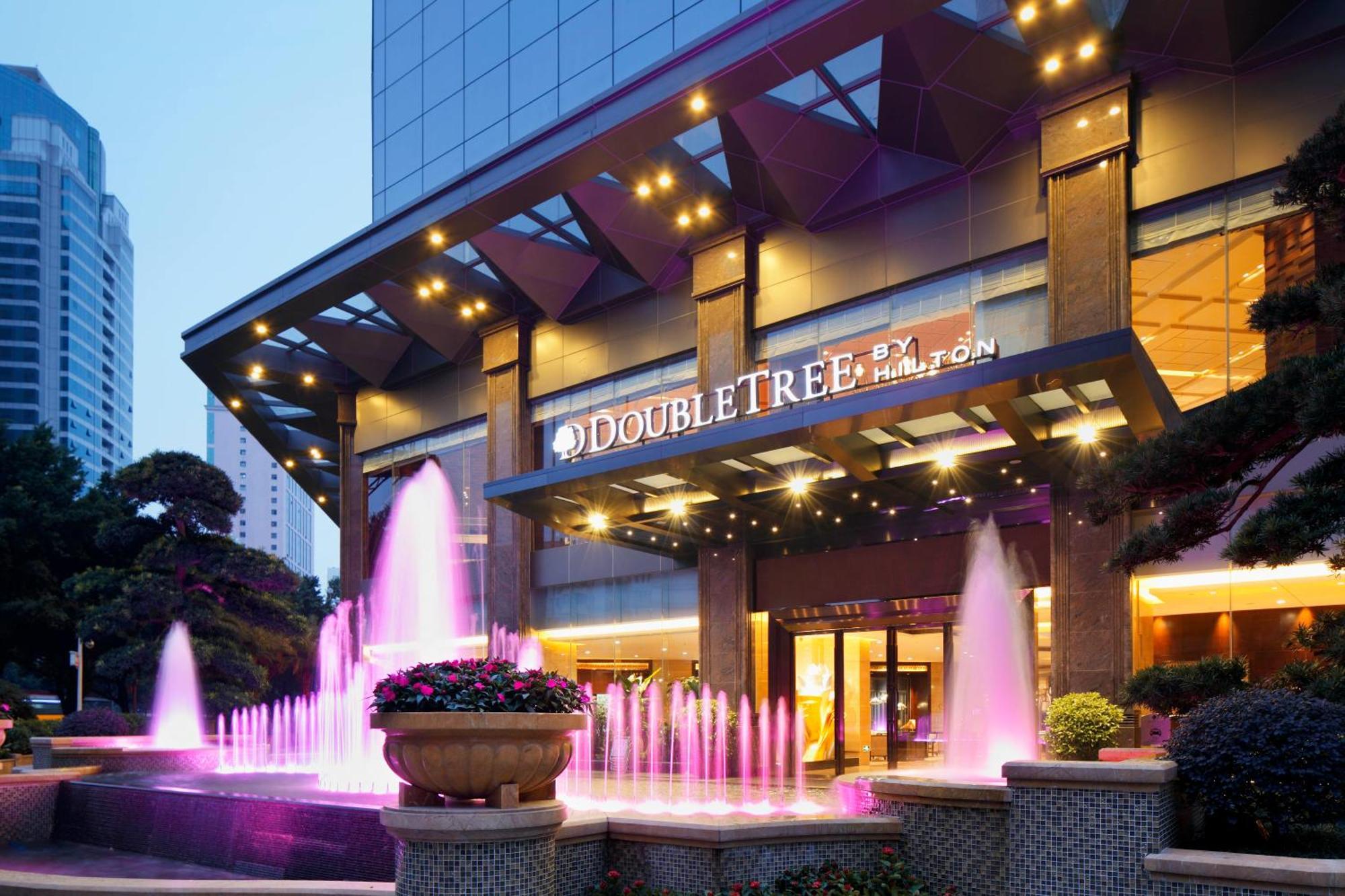 Doubletree By Hilton Guangzhou-Free Shuttle Bus To Canton Fair Complex & Overseas Buyer Registration Services During Canton Fair Period Esterno foto